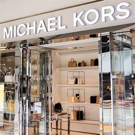 michael kors refund policy|michael kors customer service chat.